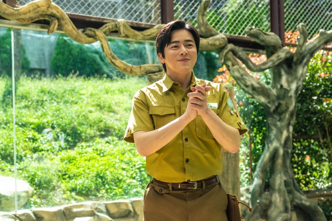 「좀비딸」 스틸컷. 사진 제공=NEW