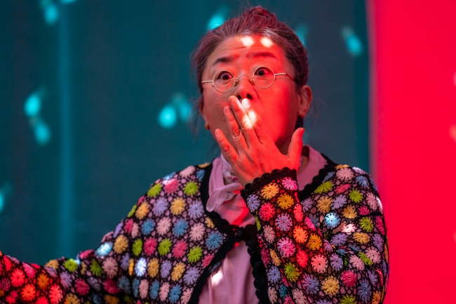 「좀비딸」 스틸컷. 사진 제공=NEW