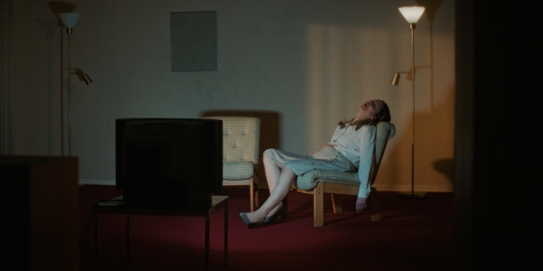 제17회 DMZ국제다큐멘터리영화제 기획전에서 AI가 각본을 쓴 영화 「그를 찾아서」스틸컷. 사진 제공=DMZ DOCs 홍보팀