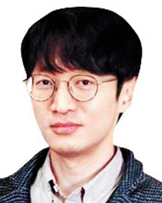 이규원 강원대 의료인문학교실 교수 서울대 의과대학 인문의학교실에서 의학박사 학위를 받았다.『서울의료사』등을 쓰고,『정의의 아이디어』『세계사를 바꾼 전염병 13가지』등을 옮겼다.